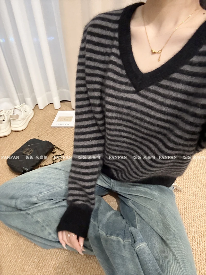 【黑森林条纹】小个子加厚秋冬新款V领套头毛衣女韩版潮