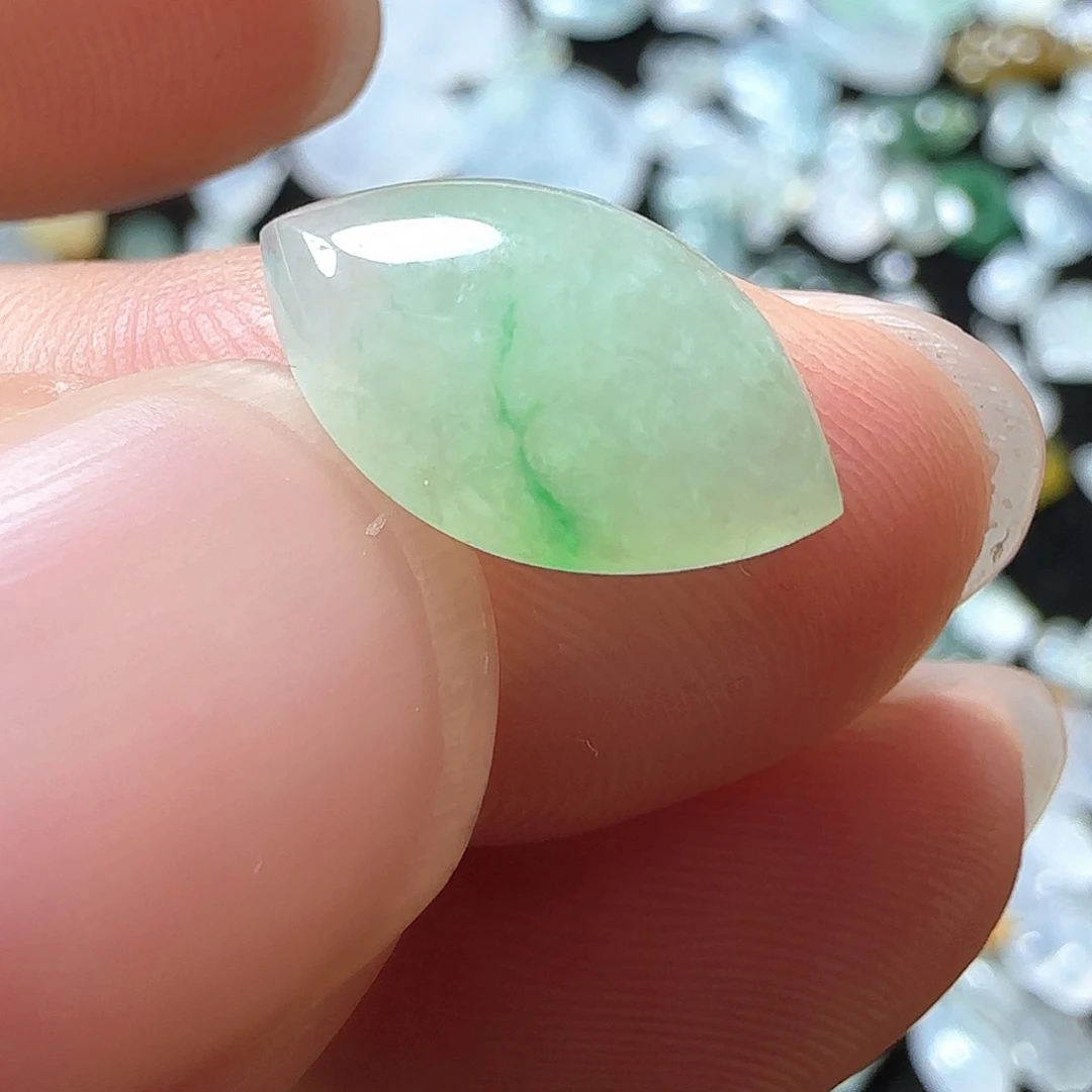 定制翡翠未镶嵌翡翠