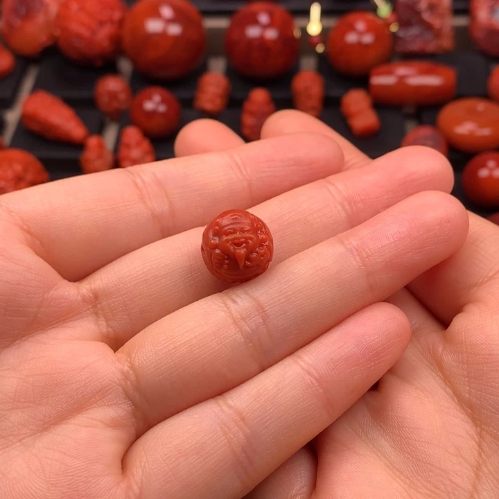 薇***慧南红玛瑙未镶嵌财神圆珠13MM+