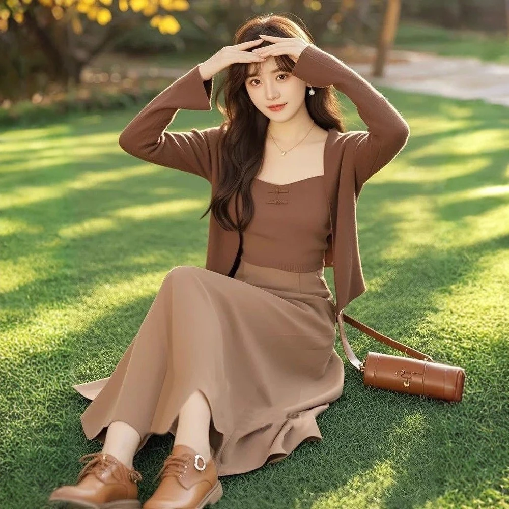 入秋穿搭一整套国风气质咖色针织开衫外搭半身裙淑女气质穿搭套装