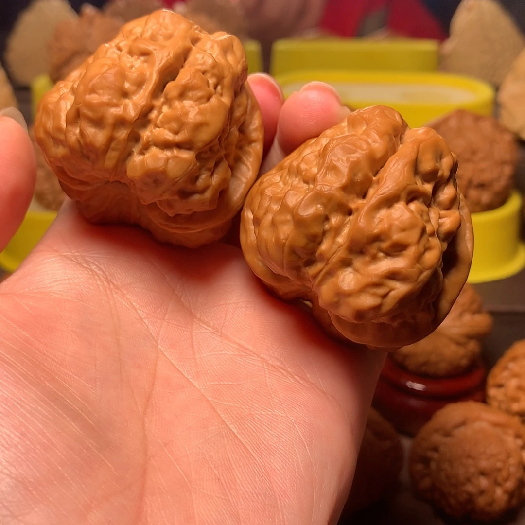 ***文玩核桃吊坠大蛙蛙