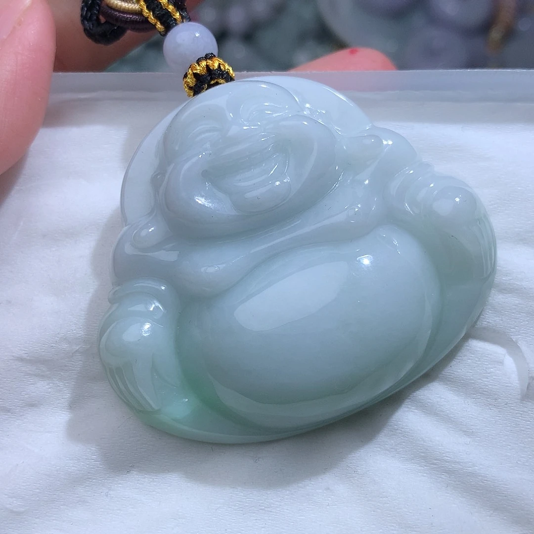 翡翠未镶嵌颈饰1771。