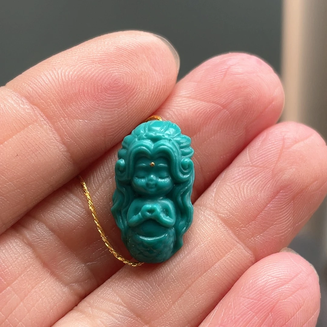 绿松石未镶嵌颈饰