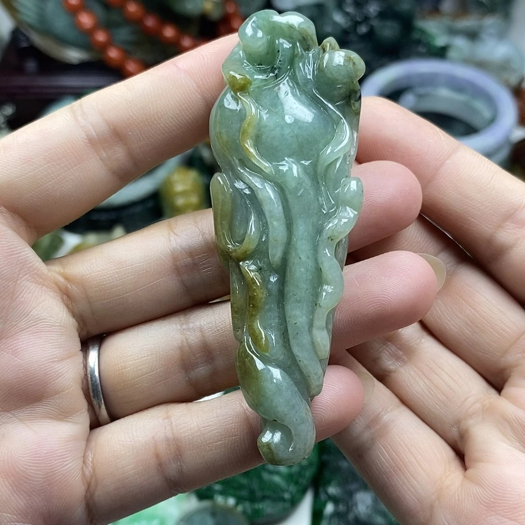 颈饰未镶嵌翡翠牌子