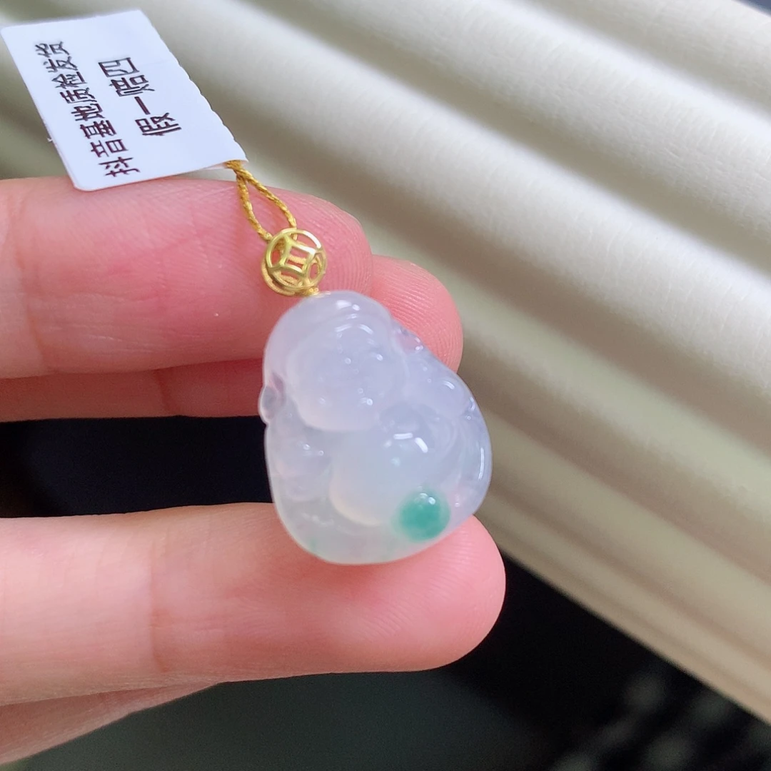 颈饰18K金镶嵌翡翠