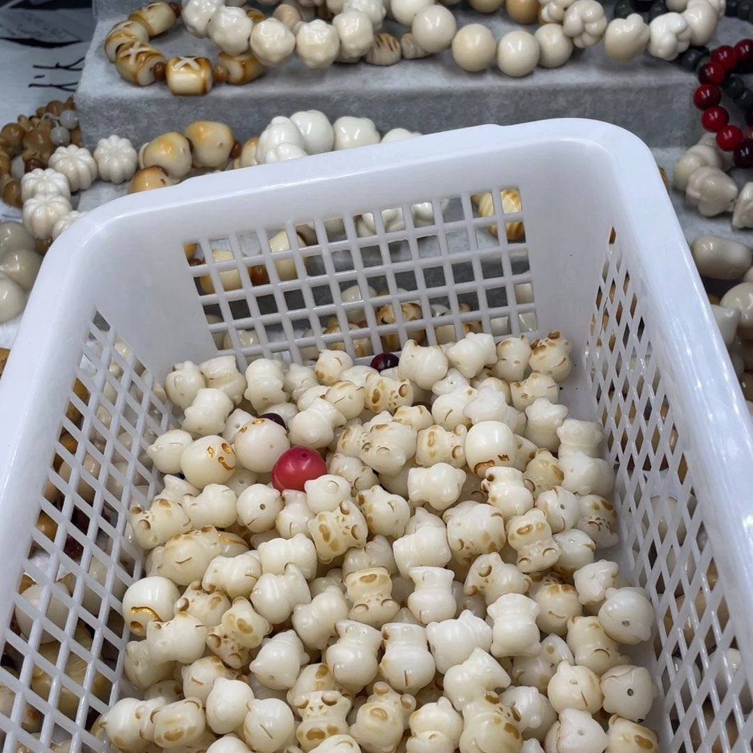 吊坠菩提根/象牙果微瑕菩提雕刻件二十熊