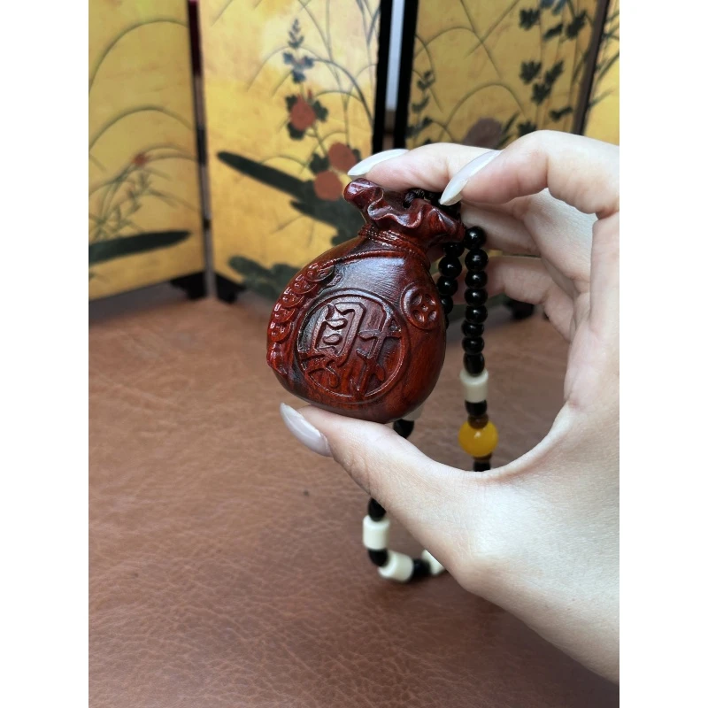 QS-0283 小叶紫檀福袋把件（无礼盒）