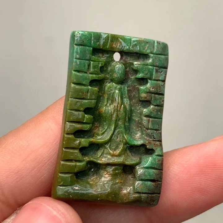 绿松石未镶嵌颈饰