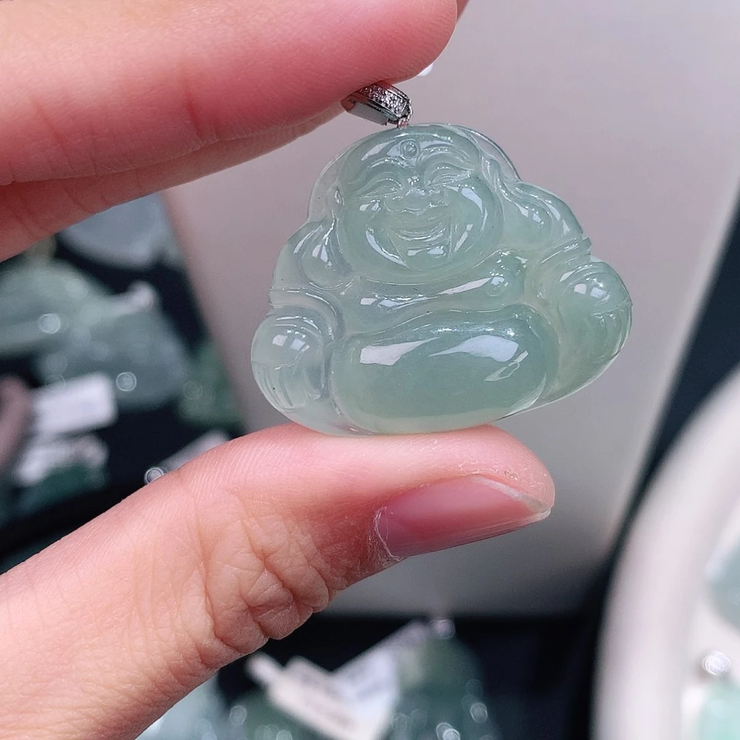 颈饰18K金镶嵌翡翠24.6-30.4-5.6