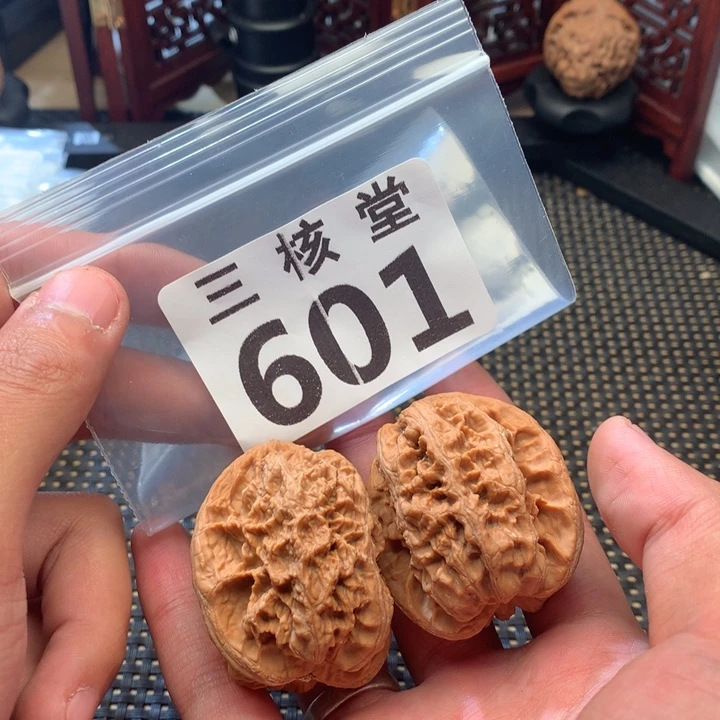 吊坠文玩核桃将军