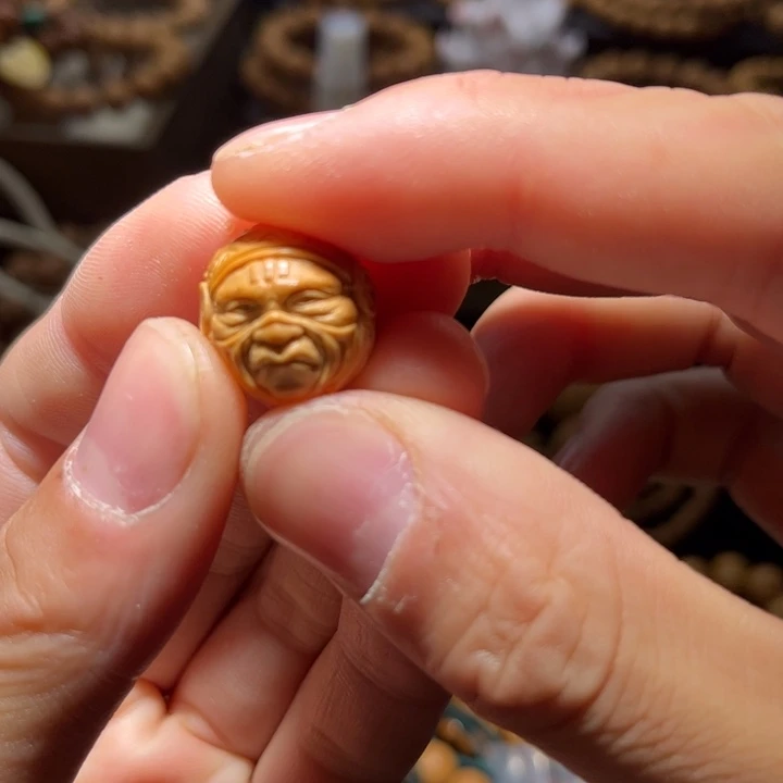 莫****猴头核桃吊坠印第安人纯手工