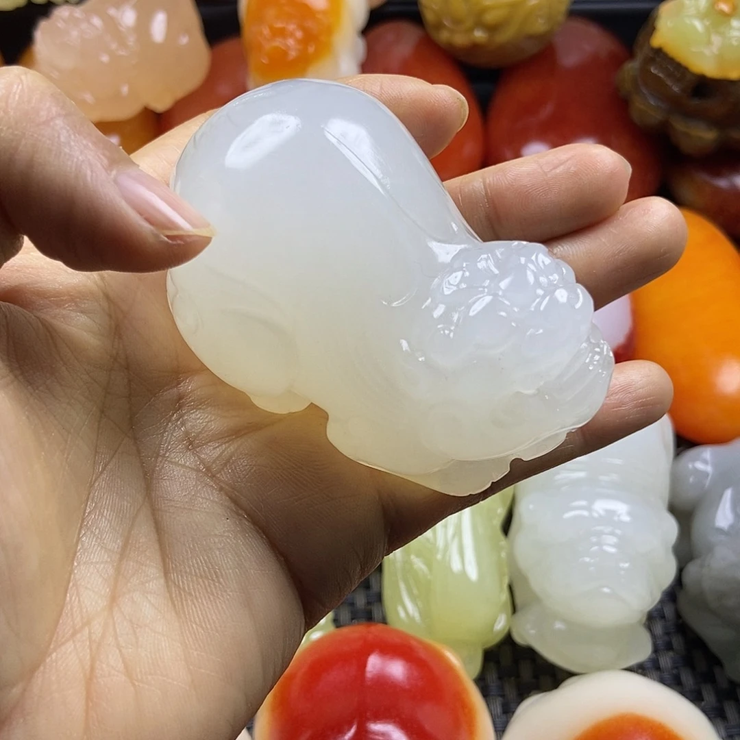 无花朵原石手把件