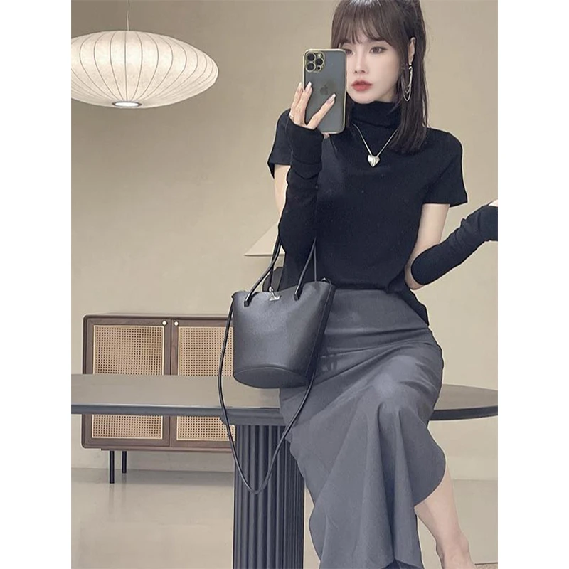 甜辣妹半高领上衣高级袖套打底衫女秋冬新款修身显瘦小众断袖t恤