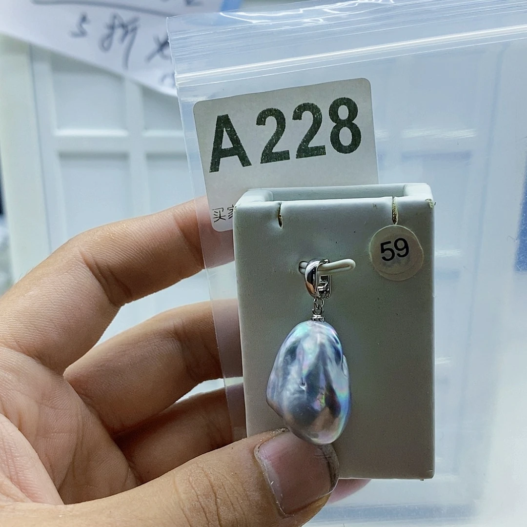 颈饰合金淡水珍珠
