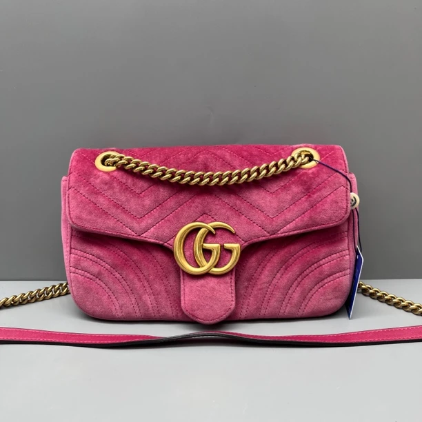 95新 GUCCI/古驰 粉色丝绒marmont中号链条包 尺寸26*15 SV18063