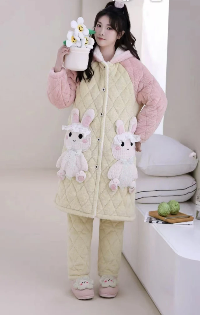 911长款优绿拼粉大兔甜美可爱连帽款冬季加厚保暖家居服