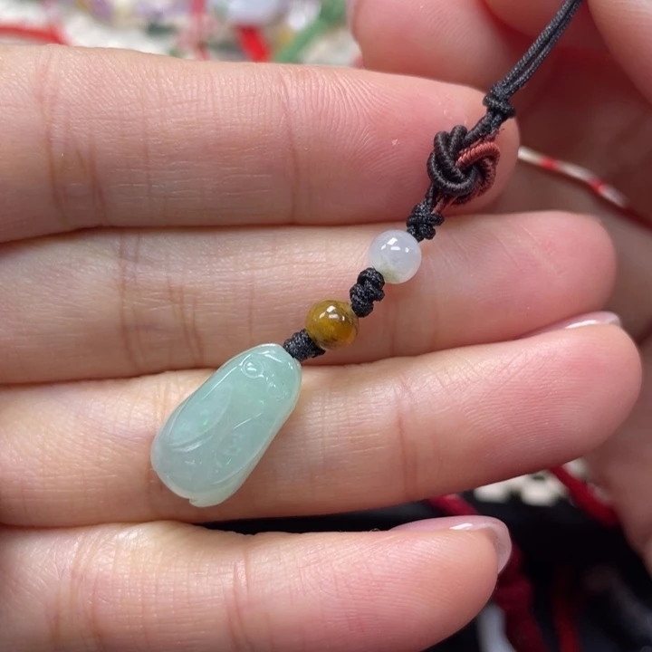 翡翠未镶嵌手绳手机挂