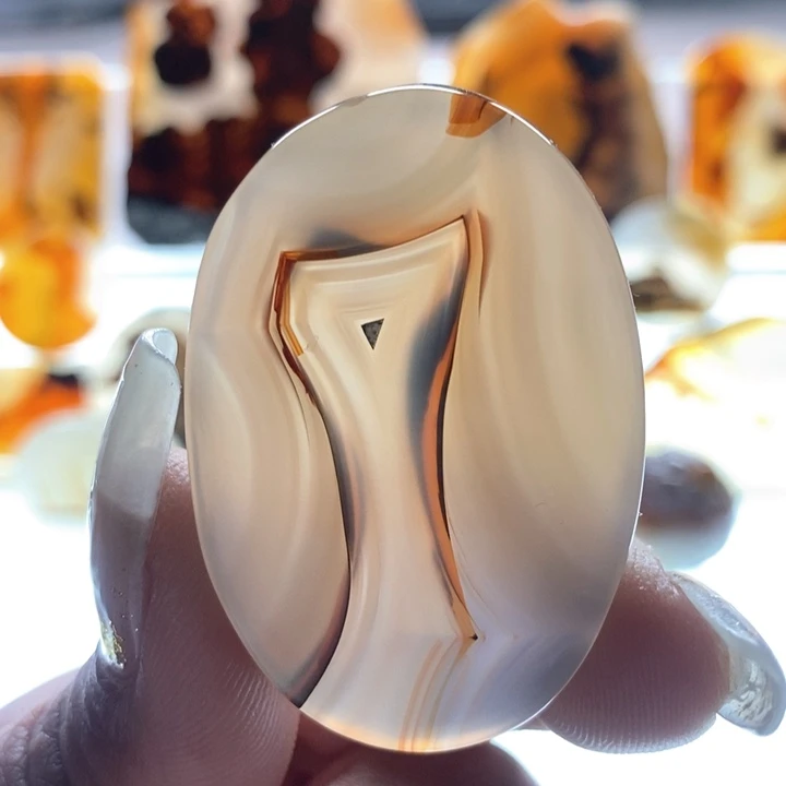 玛瑙/玉髓颈饰未镶嵌