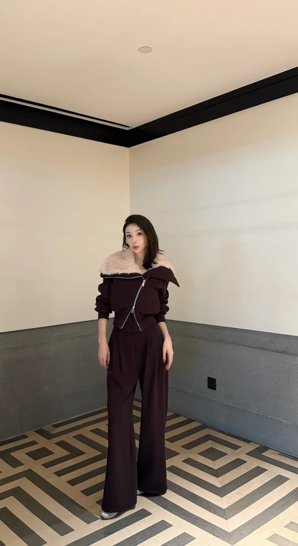 KK颜小新【慕汐】设计感小众时尚气质舒适休闲日常冬季套装