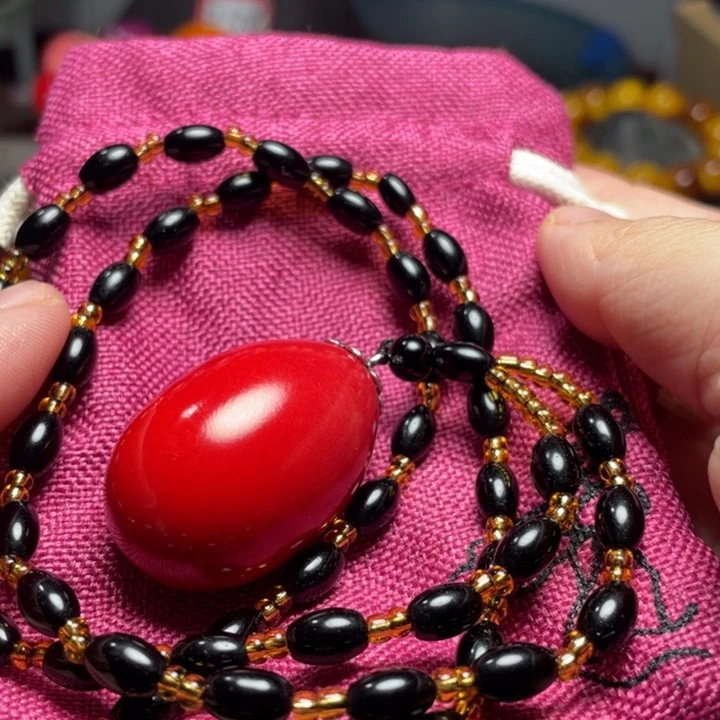 吊坠佛心果英*精品毛衣链