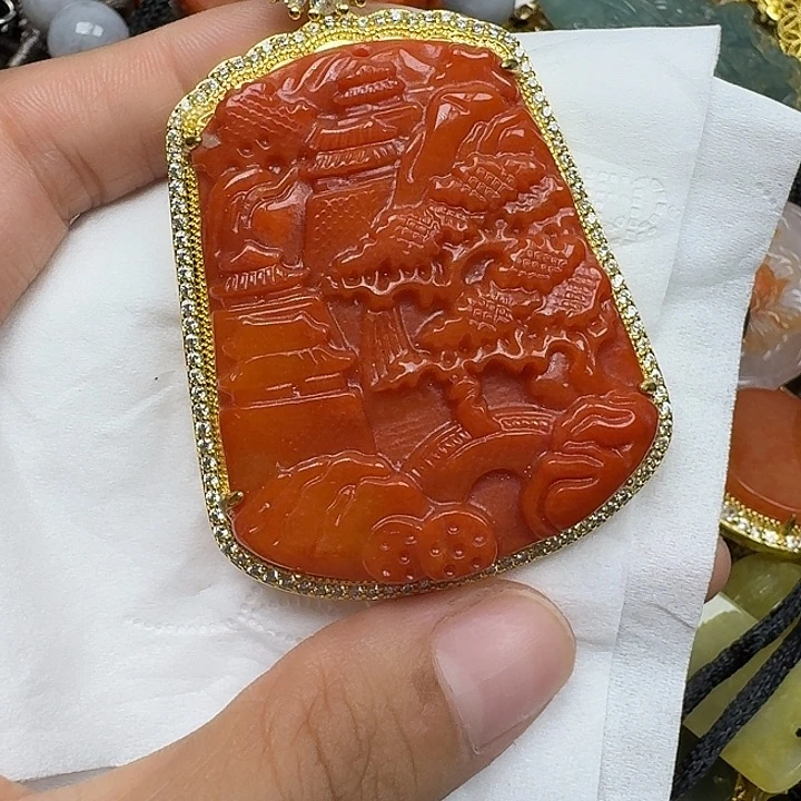 翡翠未镶嵌颈饰翡翠