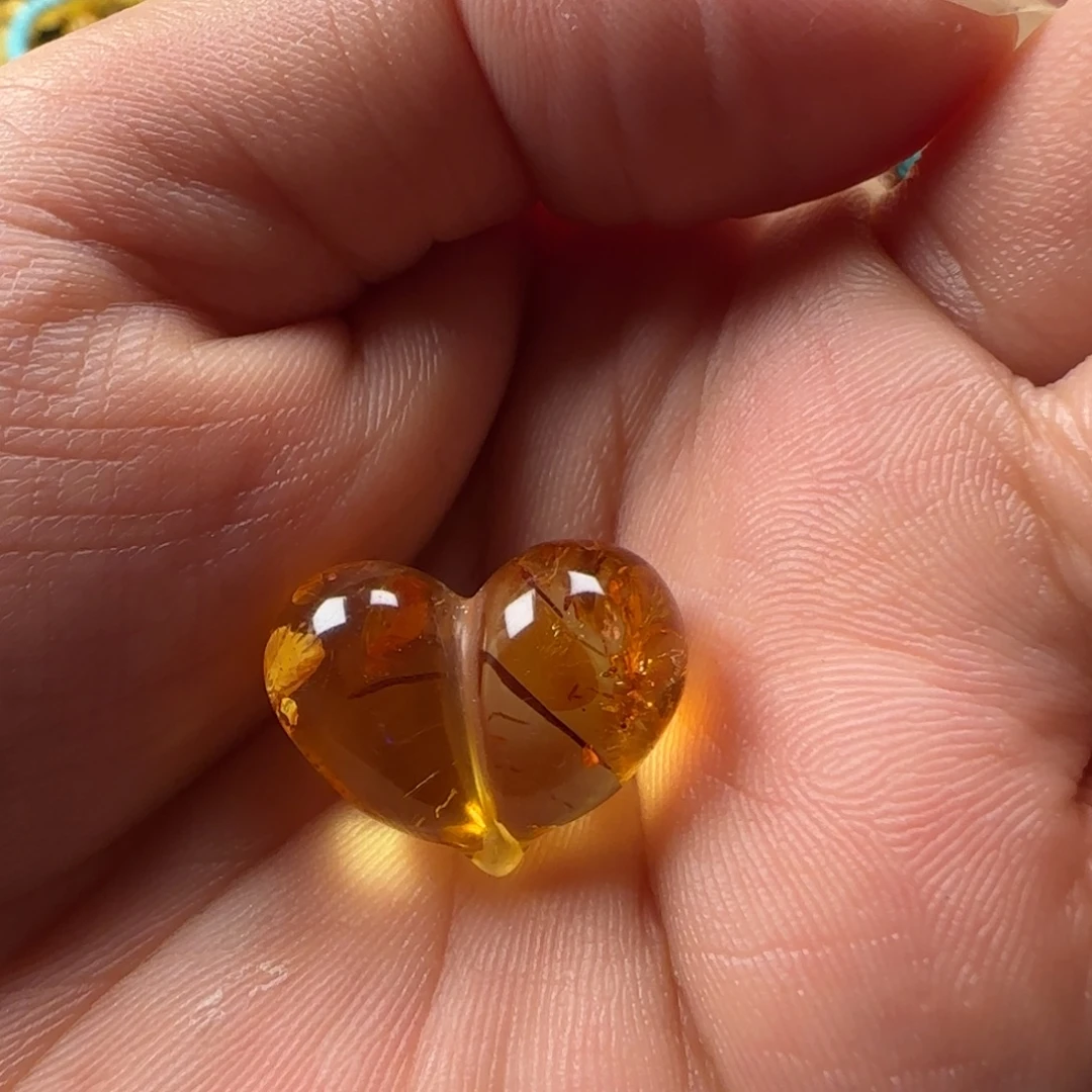 或***或未镶嵌颈饰琥珀花珀屁桃吊坠（福利出）