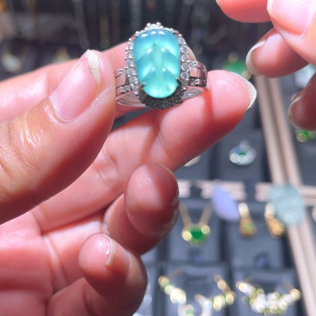 翡翠银S925镶嵌颈饰