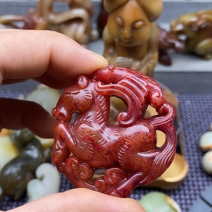 未镶嵌蛇纹石玉颈饰