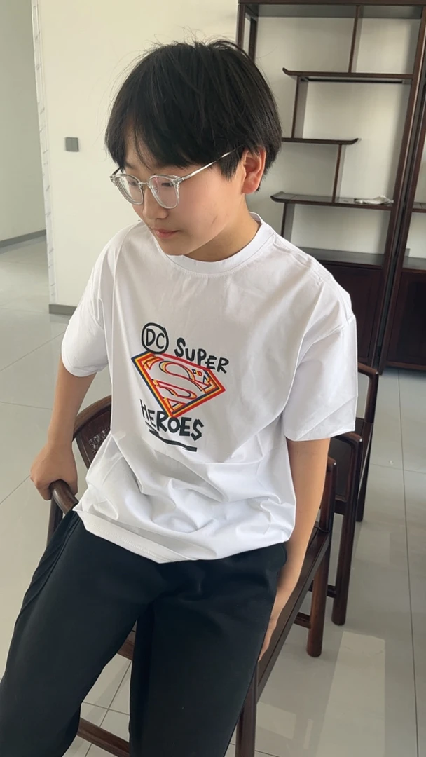 夏季男童中大童休闲风运动风卡通时尚百搭洋气潮流半袖儿童