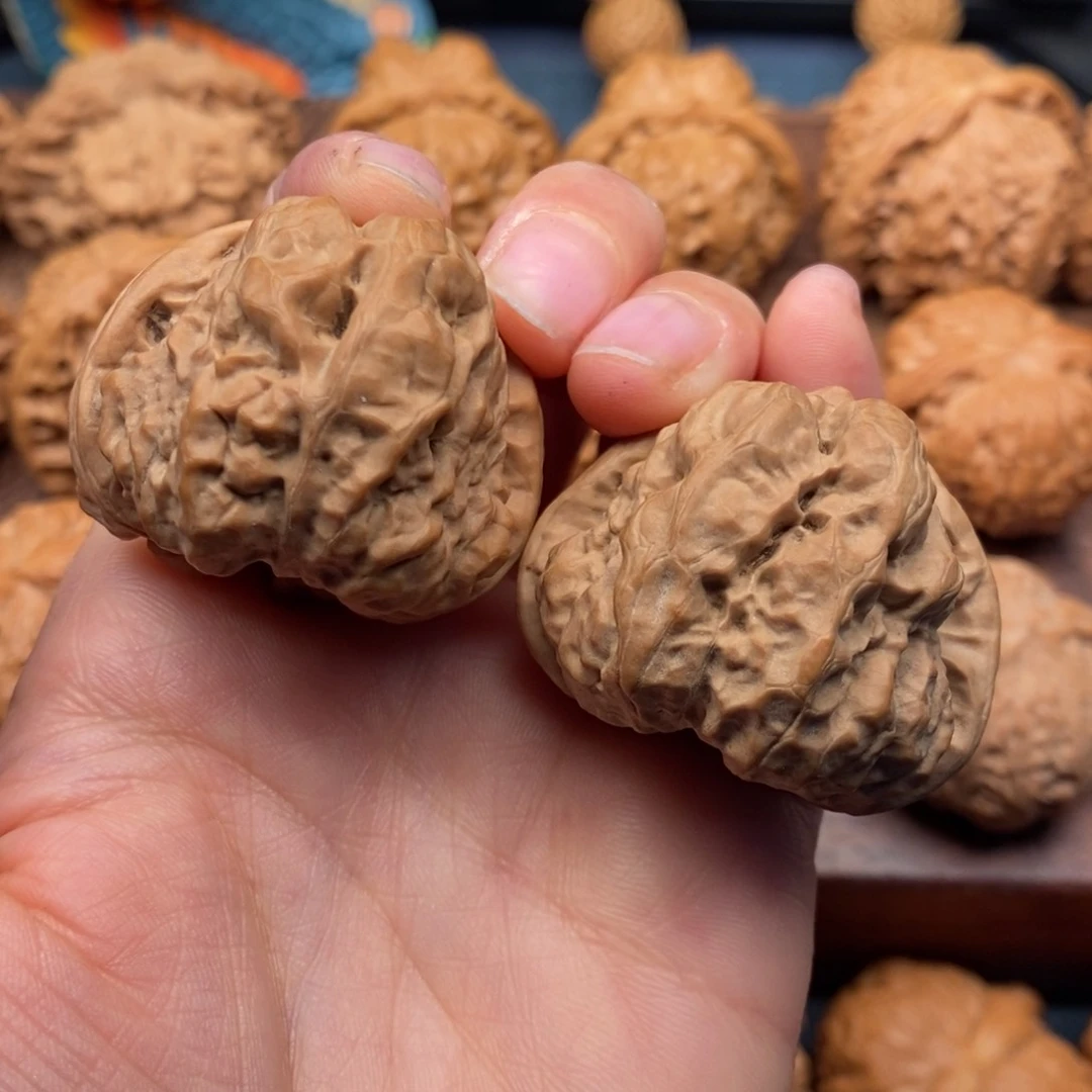 文玩核桃把件39全品，开背三角蛙