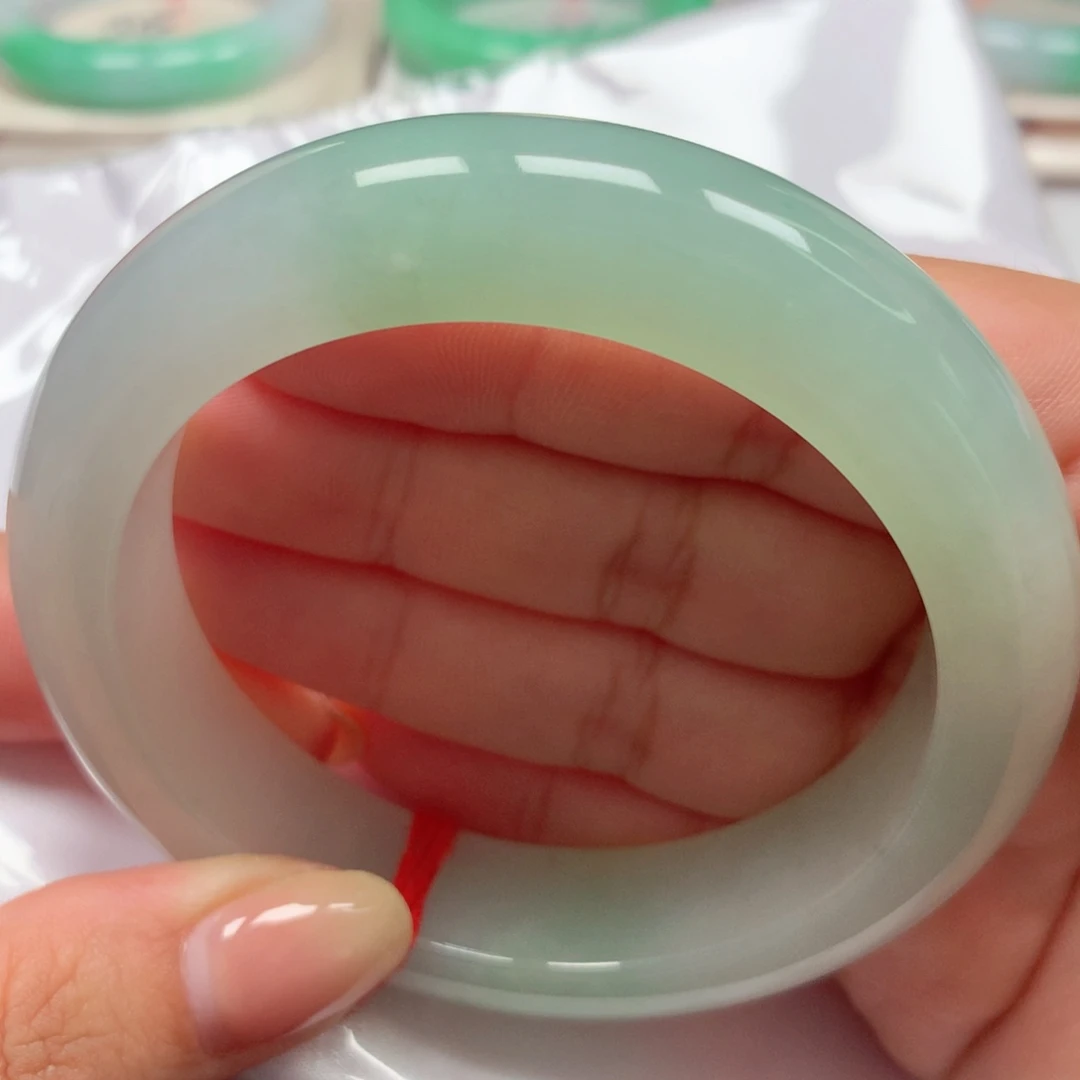 翡翠未镶嵌手镯14冰胶葡萄肉版型超赞