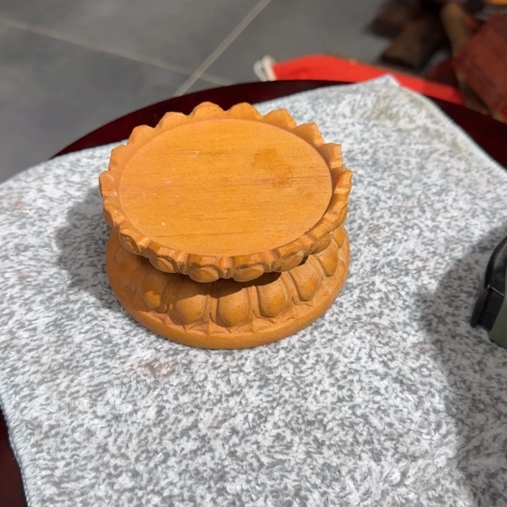 橄榄核摆件红木工艺品底座等