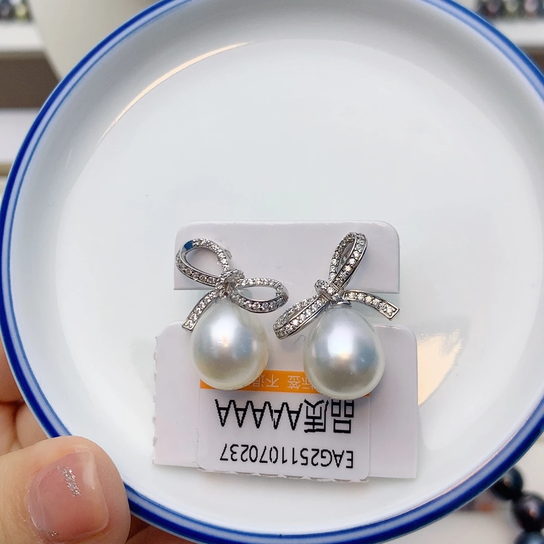 银S925镶嵌耳饰海水珍珠w35