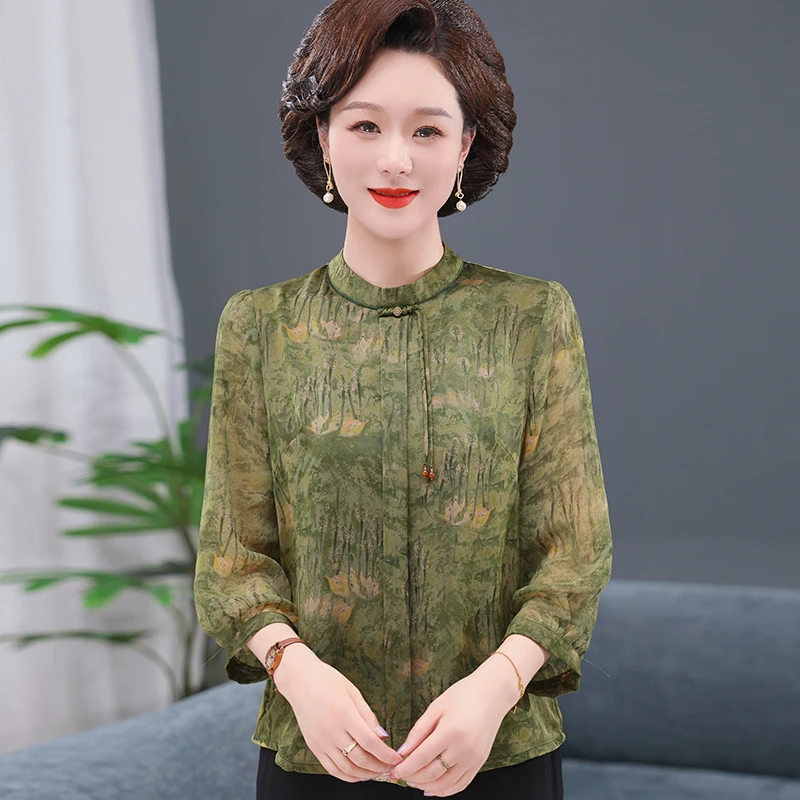 中老年春夏新款t恤上衣服女洋气衬衣2025妈妈夏装七分袖冰丝小衫