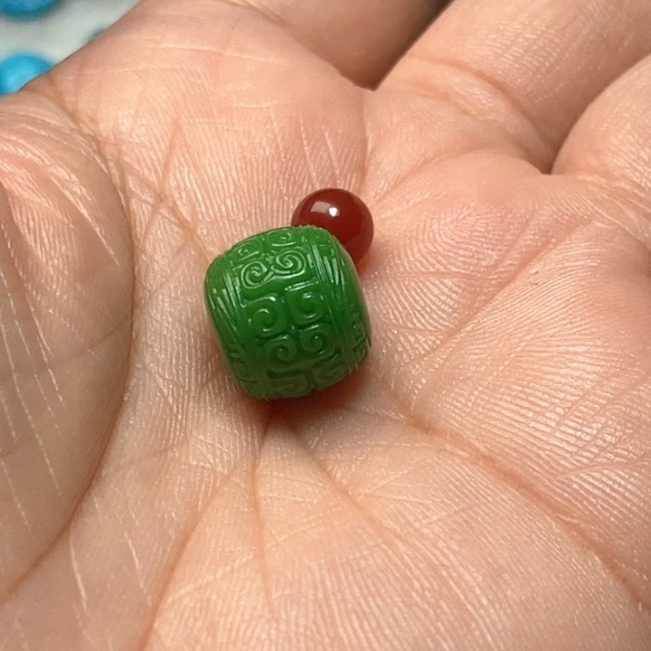 南红玛瑙未镶嵌颈饰