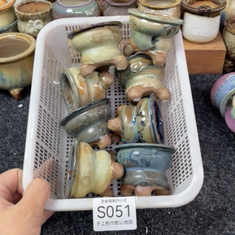 紫砂花盆微瑕051口径5厘米左右