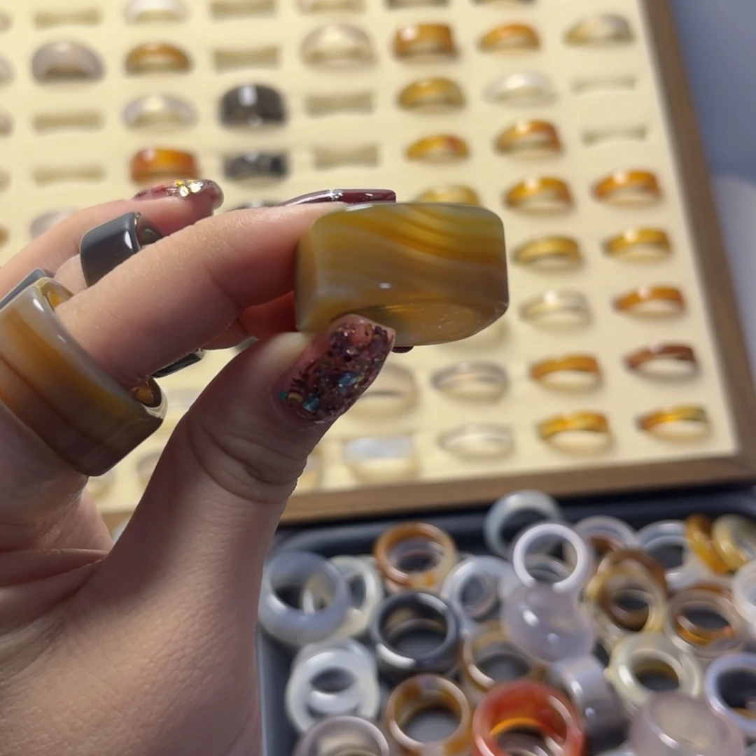 石英质玉戒指合金唐**丶