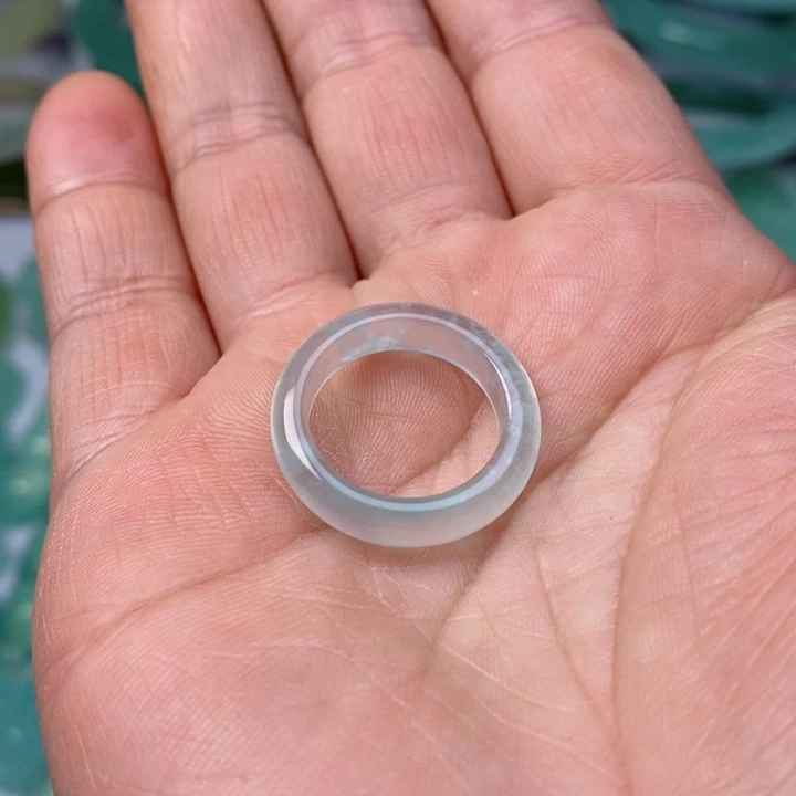 蛇纹石玉未镶嵌戒指