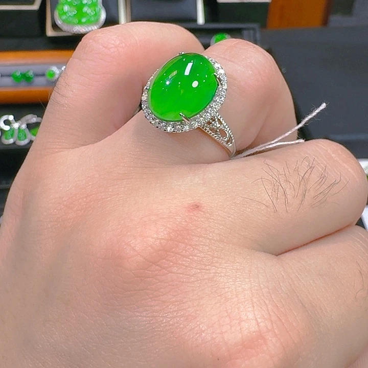 翡翠吊坠(赠链)银S925镶嵌大*儿翡翠