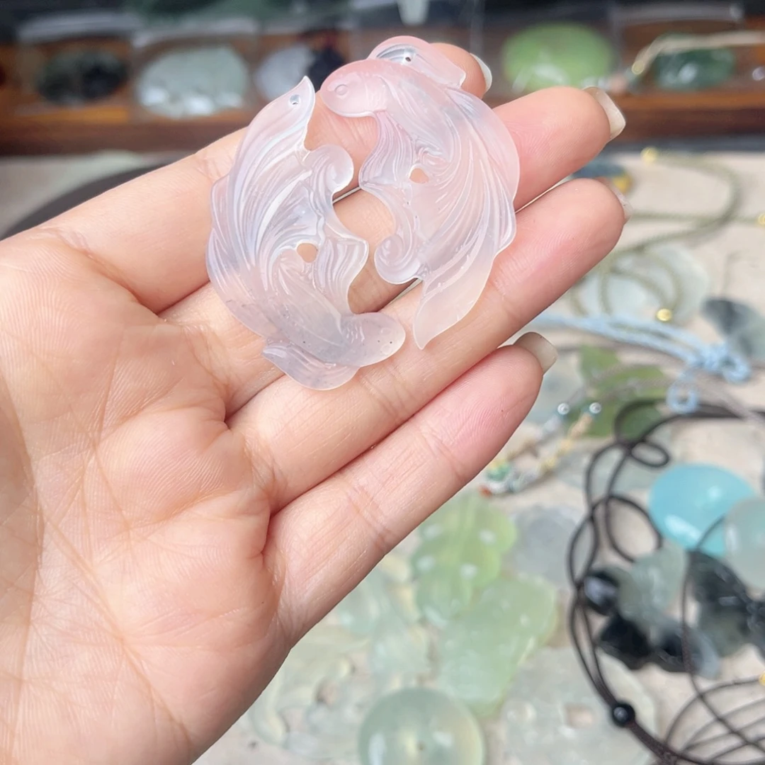 未镶嵌蛇纹石玉颈饰