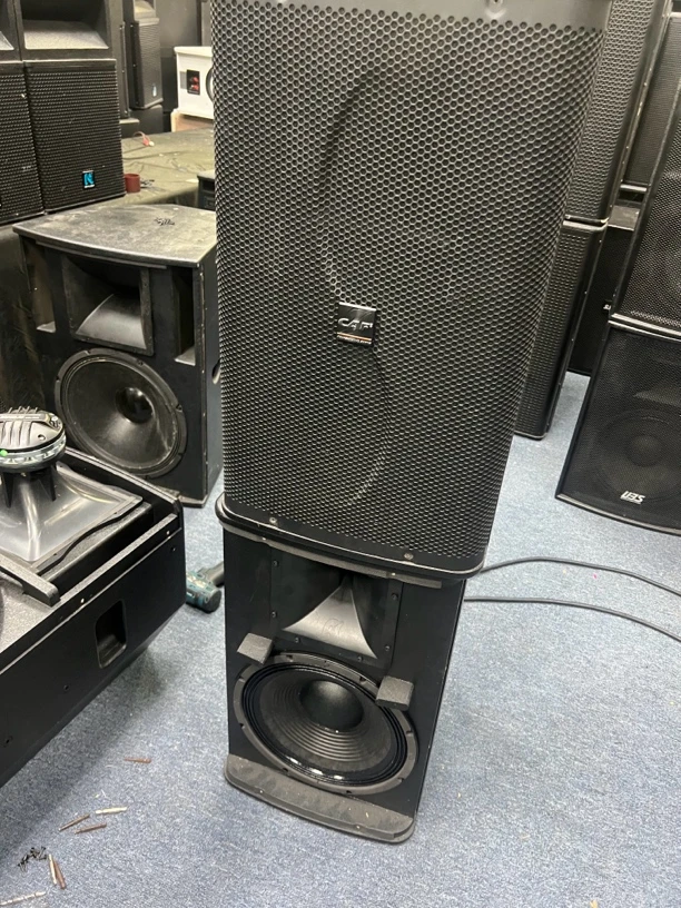 12寸专业音响一对，不包邮