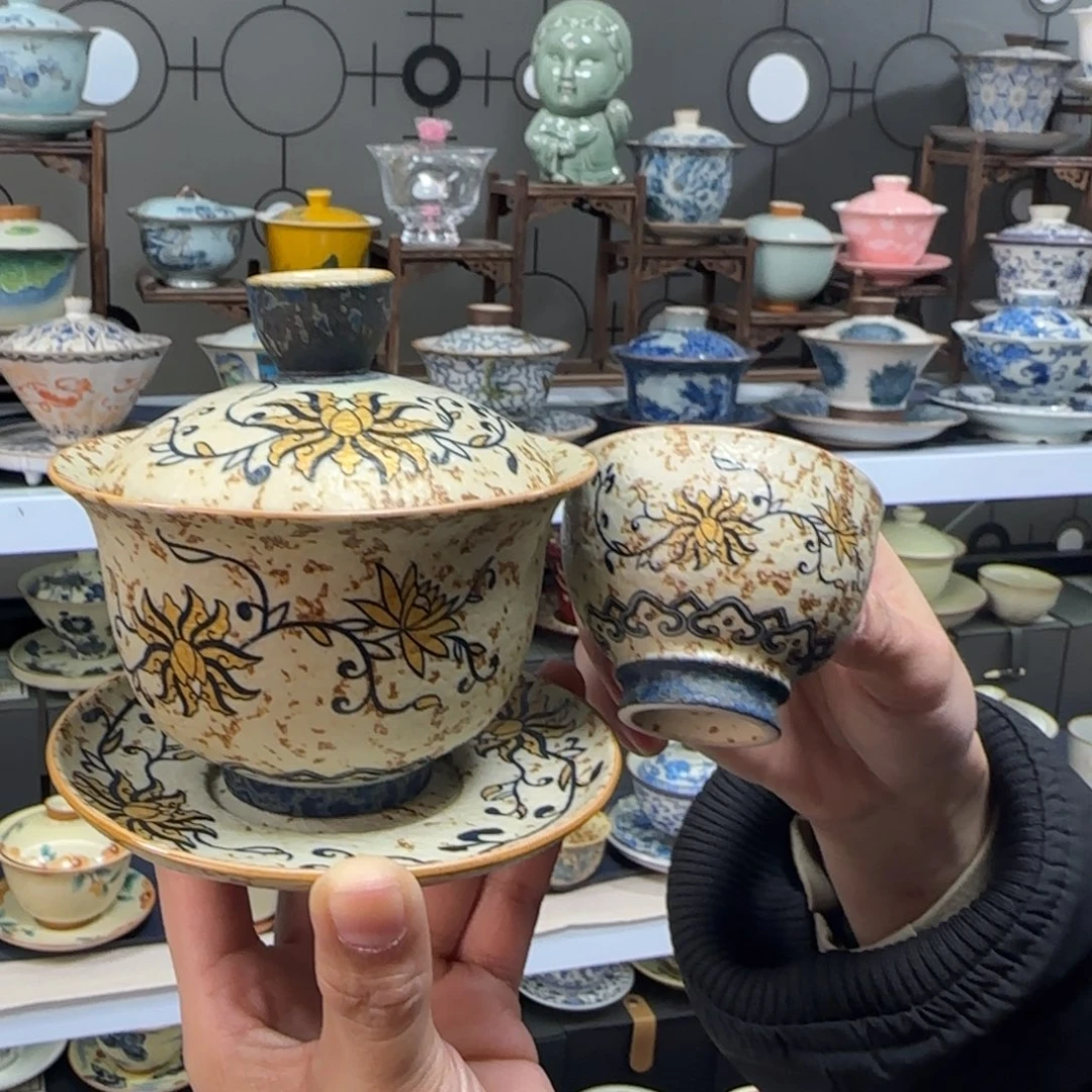 高温下的高温天气使人心情愉悦