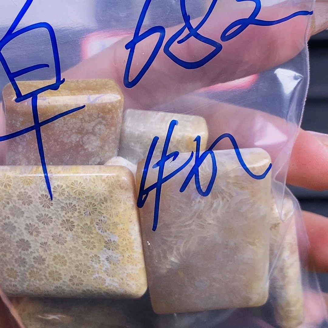 硅化玉颈饰合金皁**亓