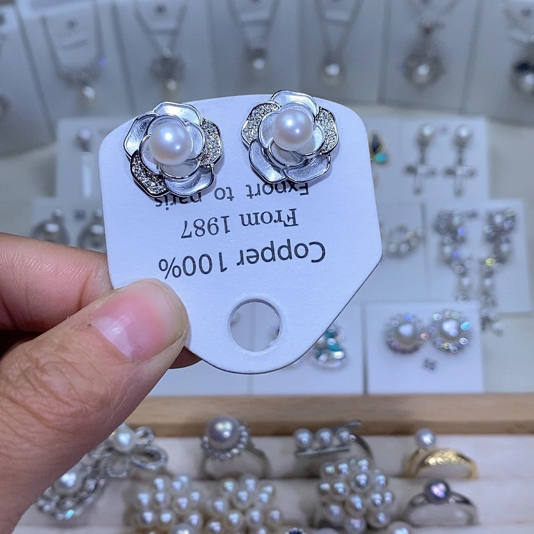 未镶嵌淡水珍珠耳饰