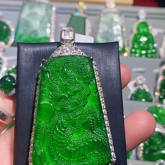 颈饰未镶嵌翡翠吊坠21