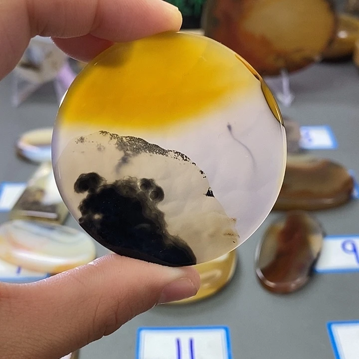 玛瑙/玉髓未镶嵌珠宝半成品