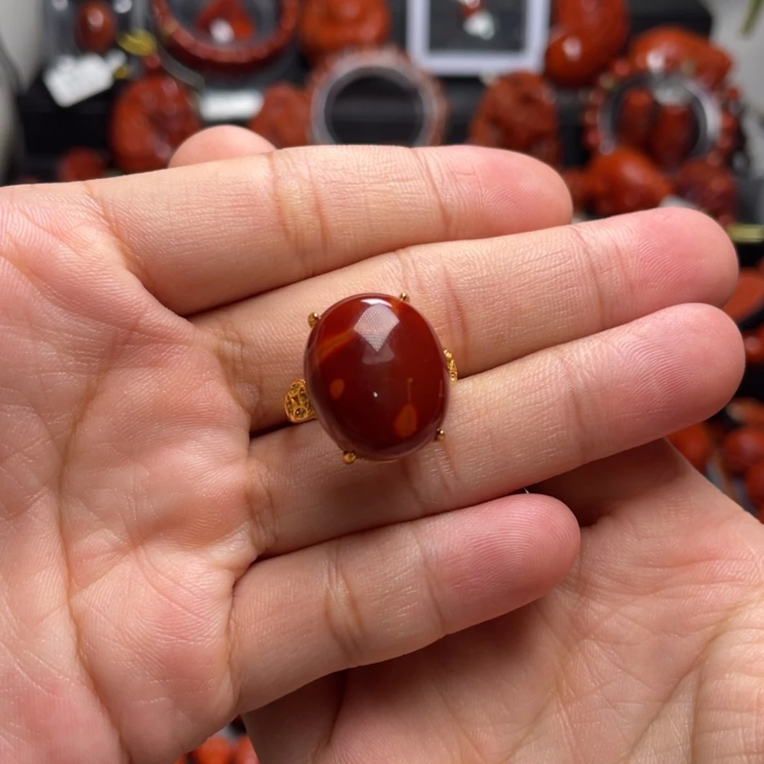 【闪购商品】银S925镶嵌高货牛血红戒指南红玛瑙