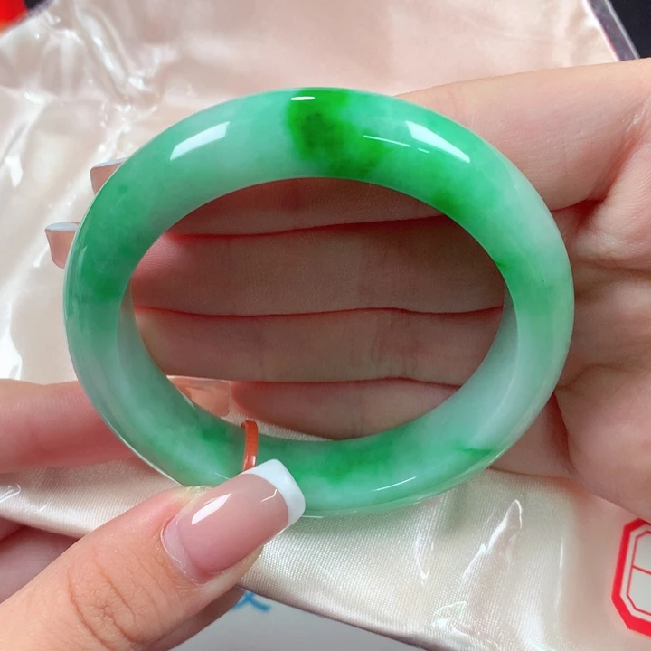 翡翠手镯未镶嵌52圈0243