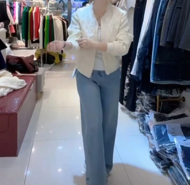 时尚潮流百搭精品女装zsx26761