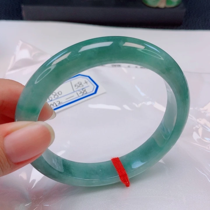 未镶嵌手镯翡翠58圈